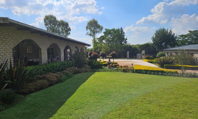 Mogale City House | Zacks Country Stay