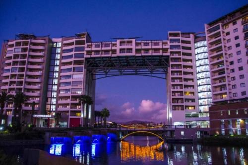 Century City Apartment | ZALS Luxury- Knightsbridge 2 Bed