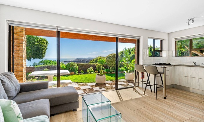 Mountainside Apartment | Zaria Sun Cottage