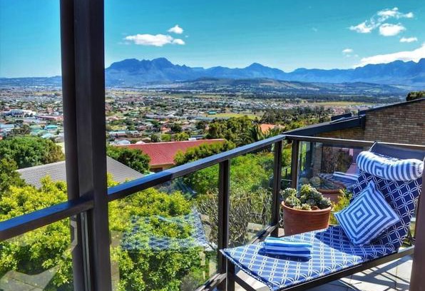 Mountainside Apartment | Zaria Sun Penthouse