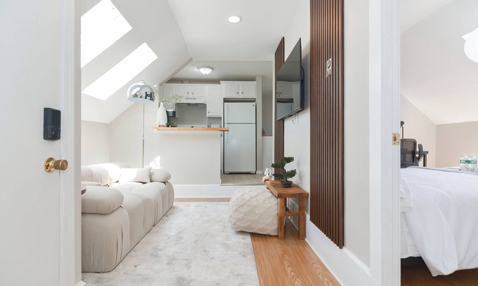 Lowell Apartment | Zen Garden in Lowell w/Parking, Across from UMass Lowell South Campus