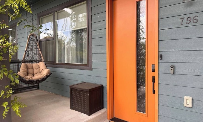 Grand Junction House | Zen Junction: Pet-Friendly Jam Studio Oasis