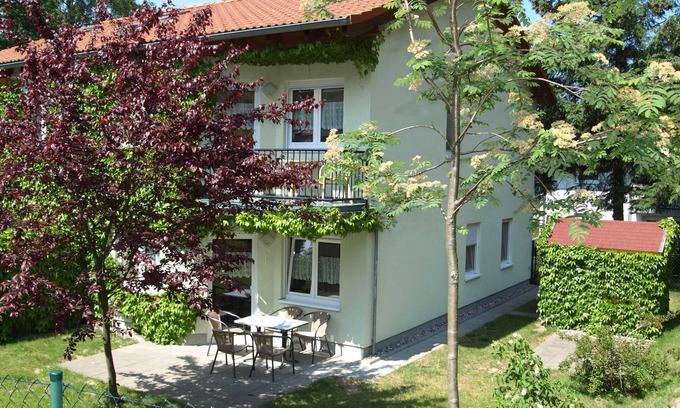 Zinnowitz Apartment | Zinnowitz Waldstr 8b Apartment ground floor - Apartment ground floor