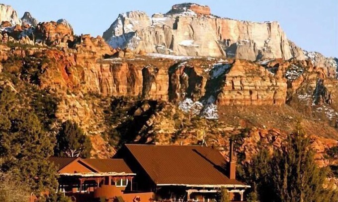 Springdale Villa | Zion Villa/True North:Actually Located in & Surrounded by ZionNP Secluded10Acres