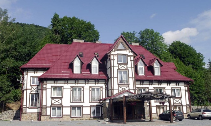 Korostiv Hotel | Zolota Forel Hotel