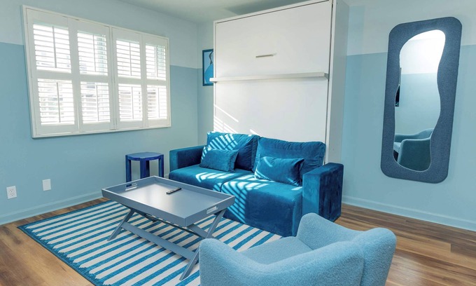 East Market District Apartment | Zonder – Introspective Escape in Louisville’s Trendy NULU