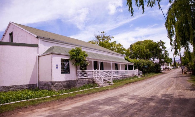 Nieu-Bethesda Apartment | Zonnenstrahl Selfcatering Holiday home & Caravan Park