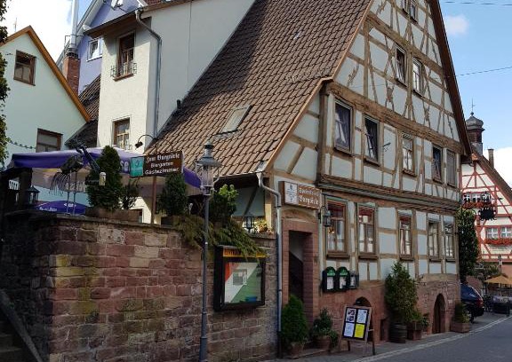 Wallduern House | Zum Burgtörle