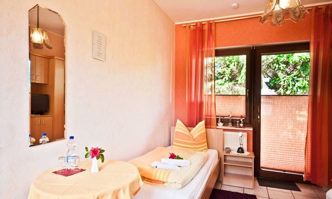 Trassenheide Bed & Breakfast | Zweibettzimmer - Familiäre Pension & Ferienwohnungen Fischer-haus