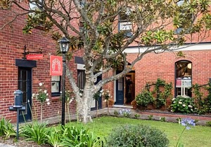 Montacute Boutique Bunkhouse