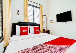OYO 90211 I-sidji Inn