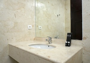 Modern and Comfortable 2Br at The Empyreal Condominium Epicentrum Apartment