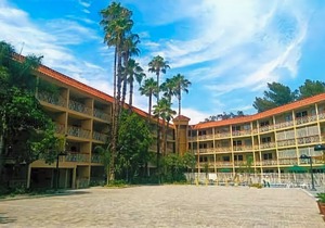 Ramada by Wyndham Burbank Airport