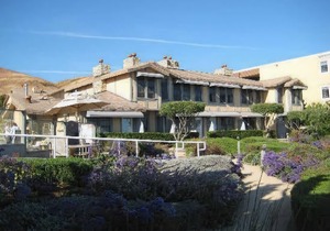 Cottage Inn by The Sea