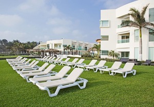 Artisan Family Hotels and Resorts Playa Esmeralda