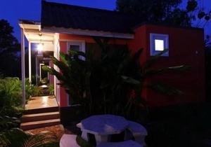 Baan Rim Klong Resort