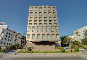 Radisson Blu Hotel Chennai City Centre