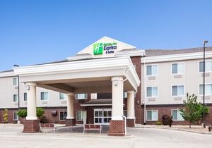 Holiday Inn Express Hotel & Suites Dickinson, an Ihg Hotel