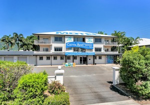 Cairns Reef Apartments and Motel