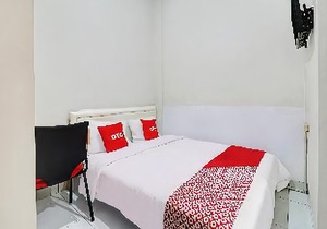 OYO 90452 Pillow Inn