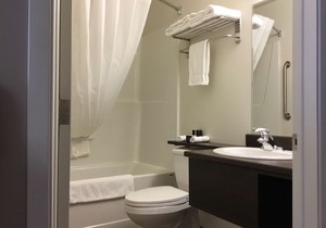Villa Inn & Suites, SureStay Collection by Best Western