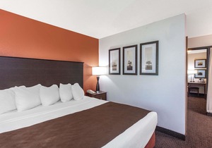 AmericInn by Wyndham White Bear Lake St. Paul