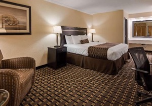 Best Western Plus Inn of Hayward
