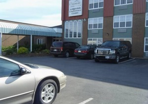 Claymore Inn and Suites