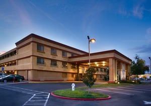Best Western Plus Orchid Hotel & Suites