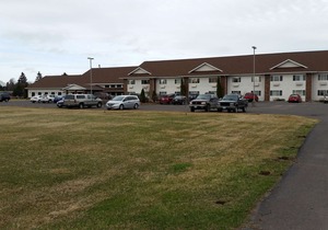 Boarders Inn & Suites by Cobblestone Hotels - Superior Duluth