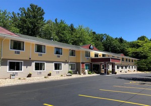 Days Inn & Suites by Wyndham Stevens Point
