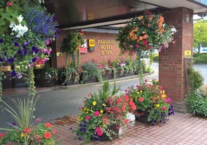 Parkway Hotel & Spa