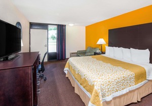 Days Inn by Wyndham Calvert City