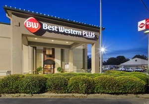 Best Western Plus Oak Mountain Inn