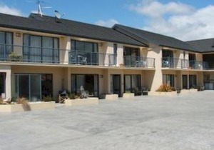 Avalon Manor Motel