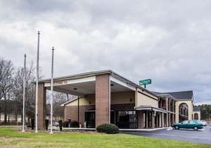 Quality Inn Kenly I-95