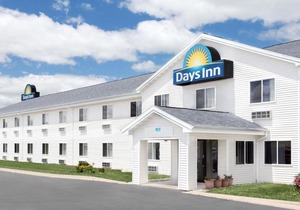 Days Inn by Wyndham Neenah