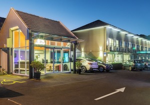 Best Western Newmarket Inn & Suites