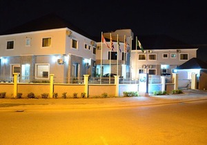 Bjorne Classic Suites