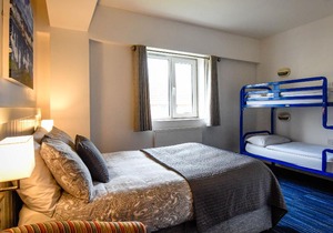 Kinlay House Eyre Square Hostel
