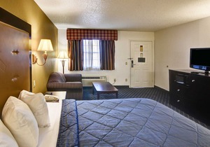 Red Roof Inn & Suites Weatherford