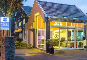 Best Western Newmarket Inn & Suites