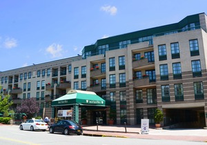 Inn at Great Neck, BW Premier Collection