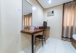 RedDoorz near Olongapo Bus Terminal