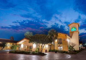 La Quinta Inn by Wyndham San Antonio Market Square