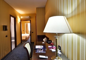 Best Western Cavalieri Della Corona