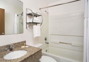 Days Inn by Wyndham Clearfield