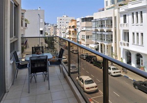 Geula Suites