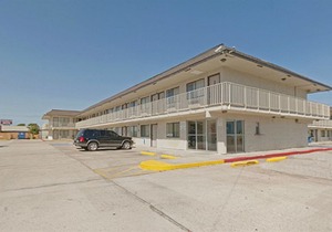 Americas Best Value Inn and Suites Groves