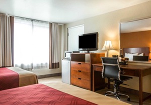 Econo Lodge Lakes Region